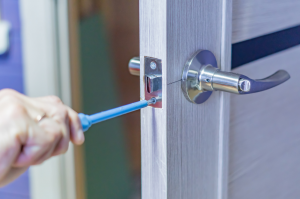 door-lock-installation