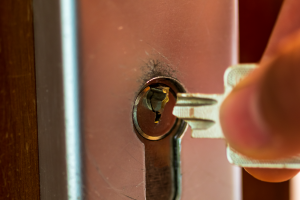 Key broken off inside of a door lock at a house in Alsip, Illinois